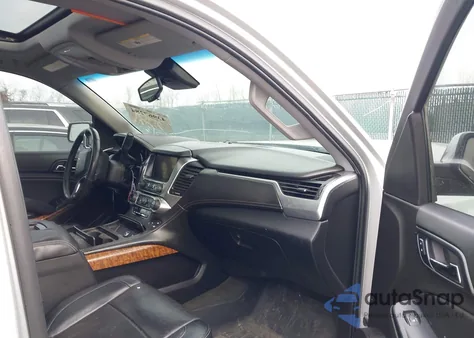 2015 Chevrolet Tahoe Ltz z USA, uszkodzony, nr VIN 1GNSKCKC8FR213477